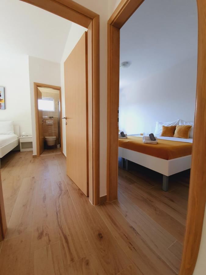 Apartmani Starigrad Paklenica - Danijel Eksteriør bilde