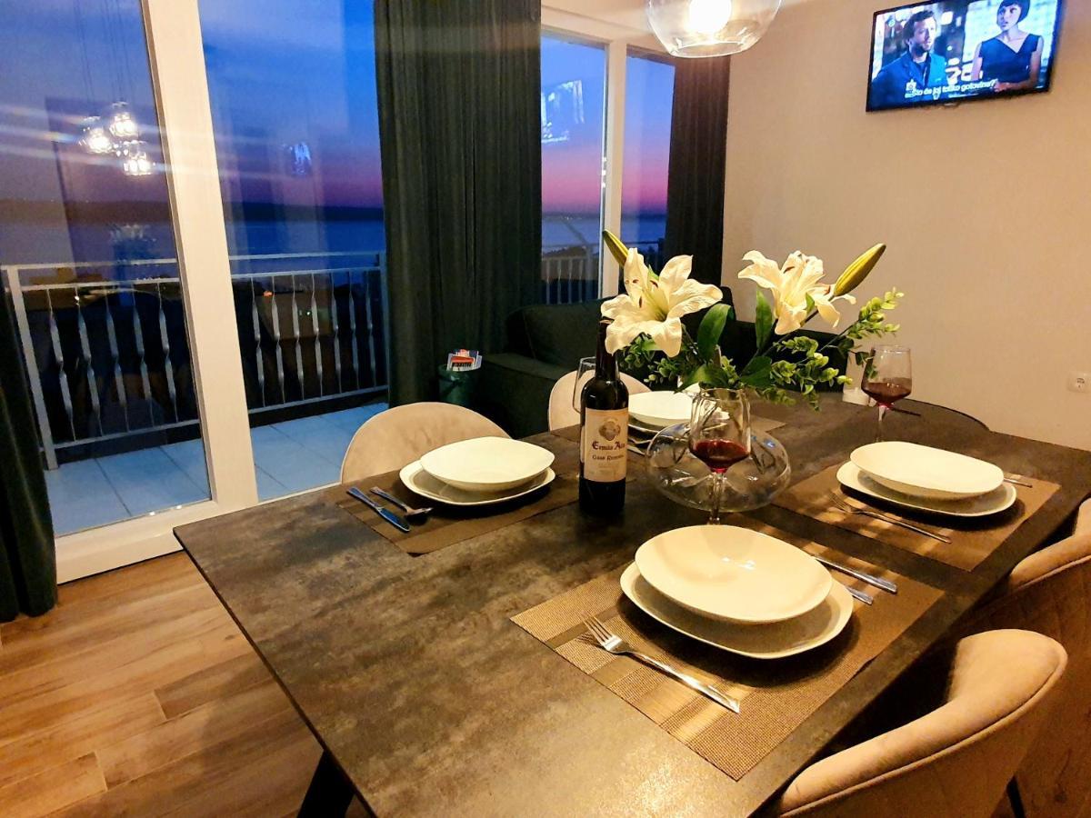 Apartmani Starigrad Paklenica - Danijel Eksteriør bilde