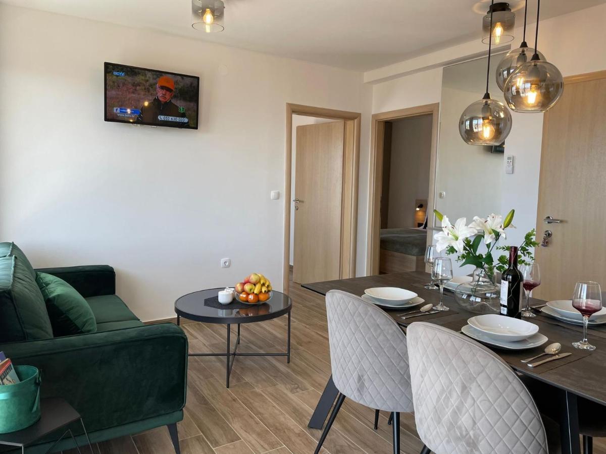 Apartmani Starigrad Paklenica - Danijel Eksteriør bilde