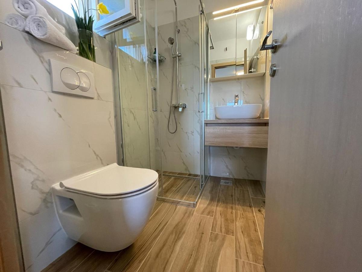 Apartmani Starigrad Paklenica - Danijel Eksteriør bilde